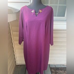 Ivanka Trump Pink and Purple Sheath Dress with V-neck Dolman Sleeves